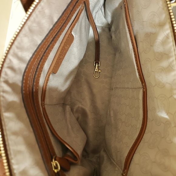 MK | Tote - Picture 3 of 3